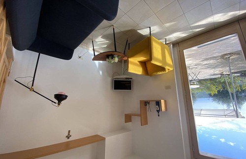 Castellina in Chianti House | Beautiful private villa for 4 guests with A/C, WIFI, TV, terrace, pets allowed and panoramic view