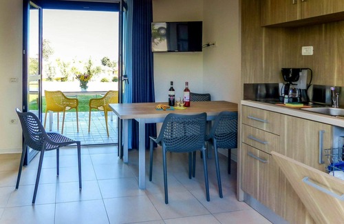 Cavalcaselle Apartment | Beautiful apartment for 6 people with pool, WIFI, A/C, TV and terrace