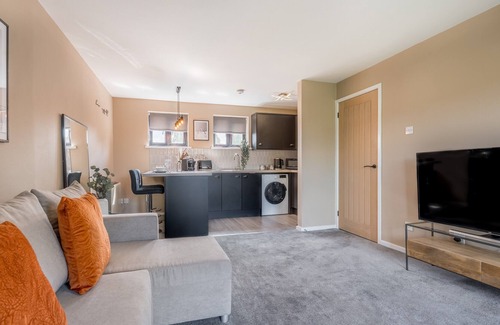 Nottingham Apartment | Beautiful 1-bed with overlooking balcony