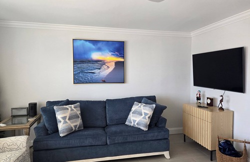 Anglesea Condo | Beautiful 1 Bedroom Oceanfront Condo in Anglesea section of North Wildwood