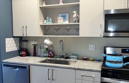 Yonkers Condo | Beautiful 1 bedroom apartment in the heart of yonkers.