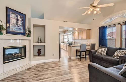 North Las Vegas House | Beautiful 1 Story Pool Home!