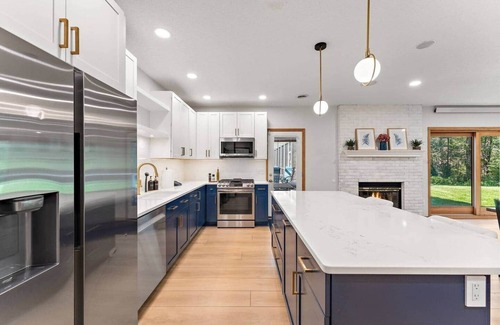 Dayton House | Beautiful 10-Acre Estate w/Pool & Nature Views