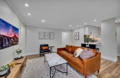 Downtown Atlanta Condo | Beautiful 14th Floor Condo w Private Balcony Views