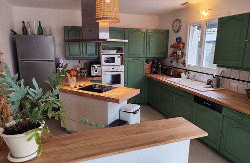 Sainte-Soulle House | Beautiful 150 m² house with swimming pool, petanque area and large garden