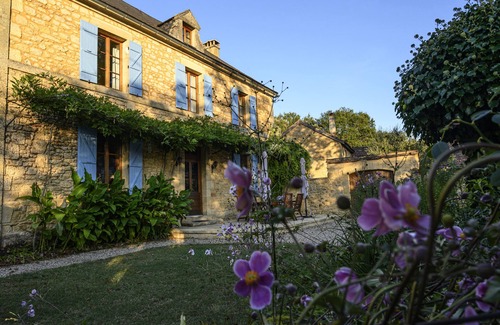 Peyzac-le-Moustier House | Beautiful 19th century manor house with private pool & garden in rural setting