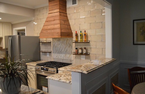 Silver Spring House | Beautiful 1920s bungalow newly remodeled and just 7.5 miles from White House