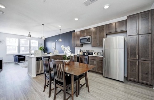 Fishers Apartment | BEAUTIFUL 1BDR APARTMENT W/KING BED