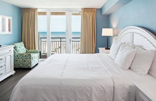 Ormond Beach Resort | Beautiful 1BR Condo w/Ocean Views, Full Kitchen, Pool Access & Beach Vibes
