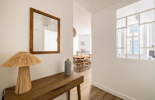 Le Suquet Apartment | Beautiful 1BR, heart of Suquet-Cannes - 5min beach