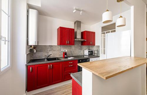 Le Suquet Apartment | Beautiful 1BR, heart of Suquet-Cannes - 5min beach