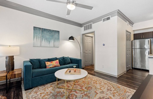 North Burnet Apartment | Beautiful 1BR Next to The Domain 6514