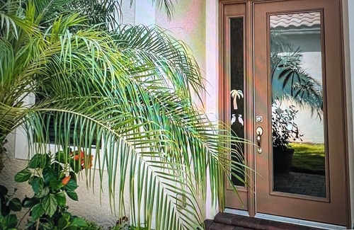 Bonita Springs Villa | Beautiful 2-bdrm villa in Bonita Springs FL with WiFi, garage, active community