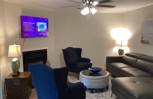 North Charleston Condo | Beautiful 2 Bed/Near Everything!
