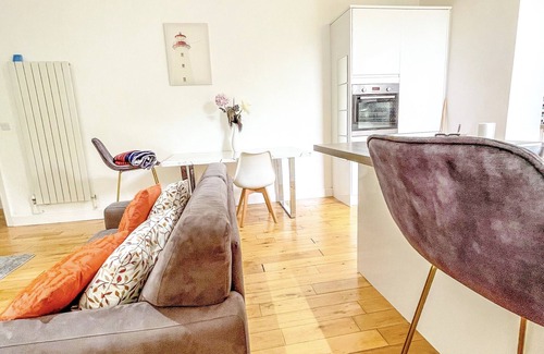 Greenwich Apartment | Beautiful 2-Bed Apartment in London