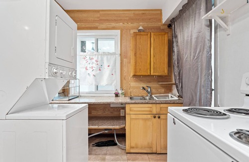 Monterey Heights Apartment | Beautiful 2-bedroom in San Francisco