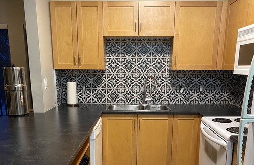 Courtenay Condo | Beautiful 2 bedroom suite @Mt Washington