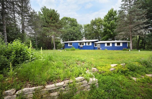 King Cottage | Beautiful 2-bedroom Cottage