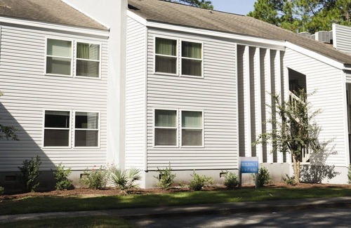 New Bern Apartment | Beautiful 2 bedroom unit at resort, sleeps 8