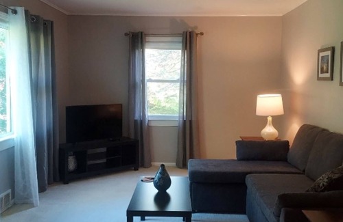 Cold Spring House | Beautiful 2 bedroom unit offered by Gina