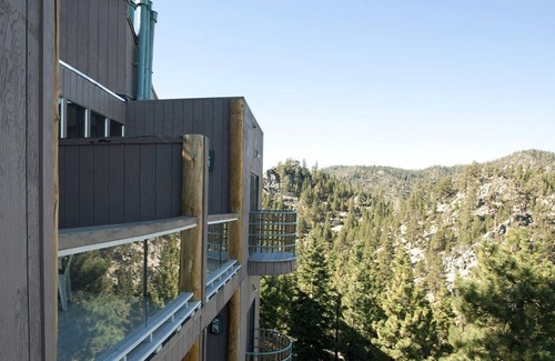 Lower Kingsbury Apartment | Beautiful 2 bedroom vacation home, sleeps 6