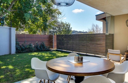 Constantia Cottage | Beautiful 2 bedroom Constantia cottage