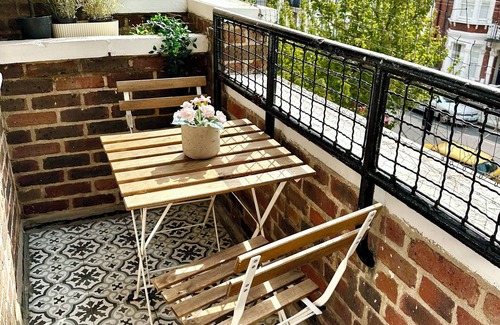 Fulham Broadway Apartment | Beautiful 2 Bedrooms Apartment 4 min Walk to Tube Station
