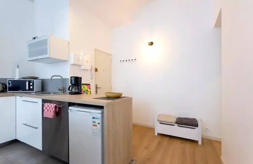 Montpellier-Centre Apartment | Beautiful 2 Rooms Full Center Tram 1 min
