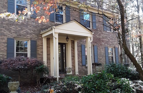 Chanteloup Estates House | Beautiful 2-story home minutes from Downtown Hendersonville