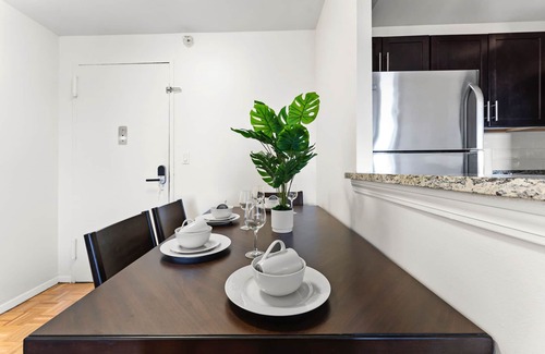 Brookline Apartment | Beautiful 2bd/1.5ba Next to BU 8113