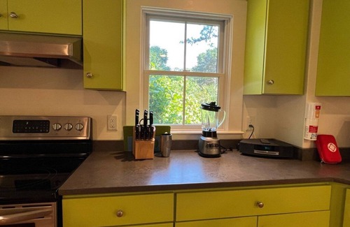 Pleasant Point House | Beautiful 2BD/2BA Private Historic Home in Pastoral Setting