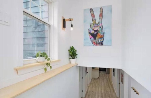 Sydney Apartment | Beautiful 2Bdr apartment down town Sydney.