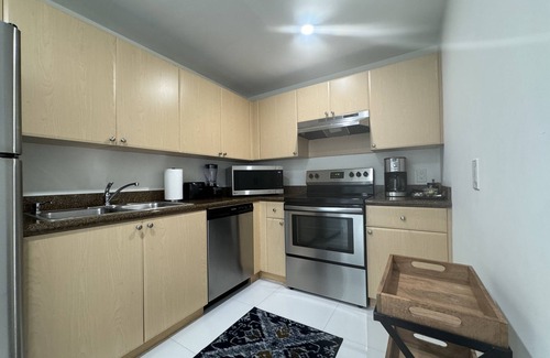 Coral Way Condo | Beautiful 2BE/2BA Renovated Apt in Coral Gables