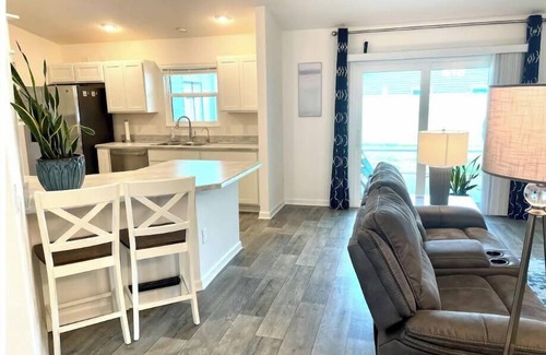 Leesburg House | Beautiful 2BR 2BA home w golf cart in The Villages - St Catherine