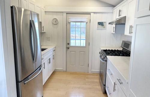 Hampton Cottage | BEAUTIFUL 2BR Cottage on Boars Head in Hampton Beach!