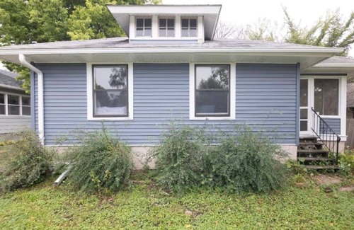 North of Grand House | Beautiful 2BR N of Grand near Downtown