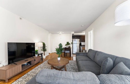 Brookline Apartment | Beautiful 2BR Next to BU 7837