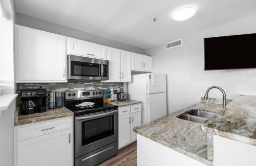 Myrtle Beach Apartment | Beautiful 2BR Penthouse with Amazing Views