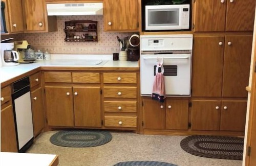 Guadalupita House | Beautiful 3/2 2 Story mountain homenn