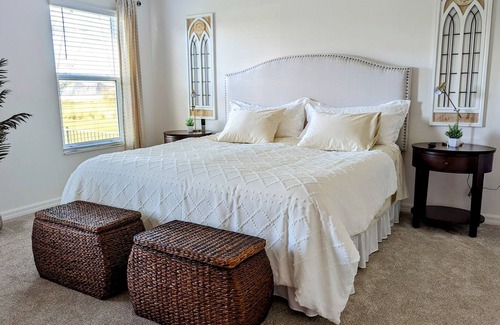 Wildwood House | Beautiful 3/2 Open Space and Dog Friendly in The Villages