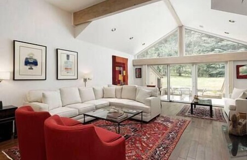 Aspen House | Beautiful 3/3 Aspen, West End Condo!