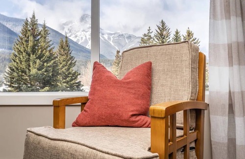 Copperstone Resort Condo | Beautiful 3-bed Canmore/Banff Mountainview Condo