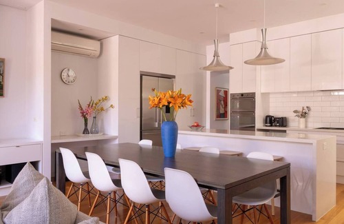 Saint Kilda South Apartment | Beautiful 3- Bed House