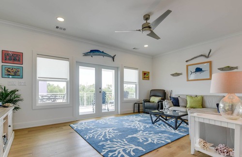 Breezeswept Beach Estates House | Beautiful 3 bed 2 bath canalfront home with great boating access
