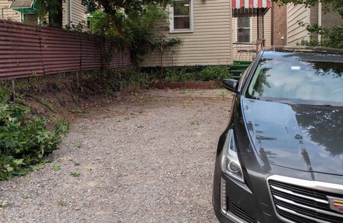 Central Northside Apartment | Beautiful 3-Bed w/Parking Near AGH & Stadiums