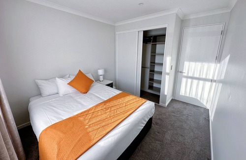 Wigram House | Beautiful 3 Bedroom House in Wigram, walking distance to New World, cafe