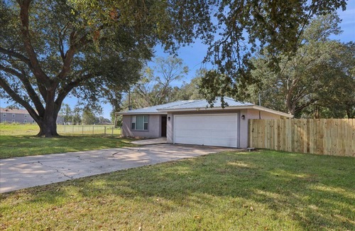 Bridge City House | Beautiful 3 bedroom 2 1/2 bath in Bridge city