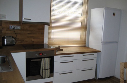 Tooting Apartment | Beautiful 3 bedroom apartment in London