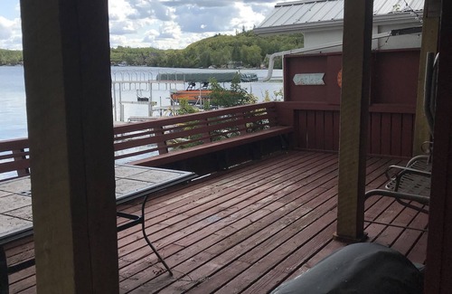 Division No. 7 House | Beautiful 3 Bedroom Cabin at Clear Lake, Alberta. Perfect for kids and boating!