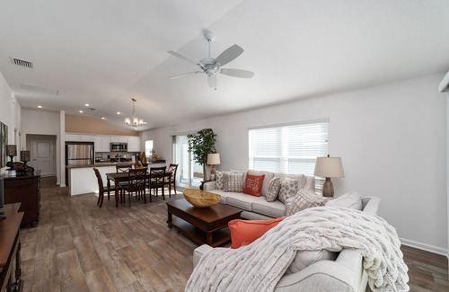 Leesburg House | Beautiful 3 bedroom Courtyard Villa in The Villages!